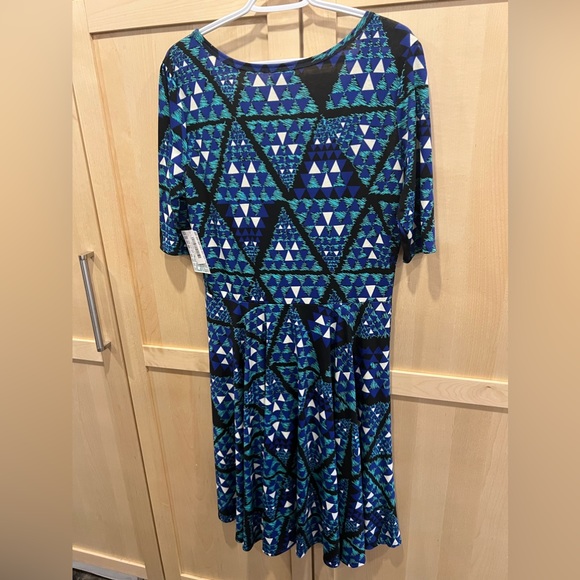 Lularoe Nicole Dress - Picture 7 of 8